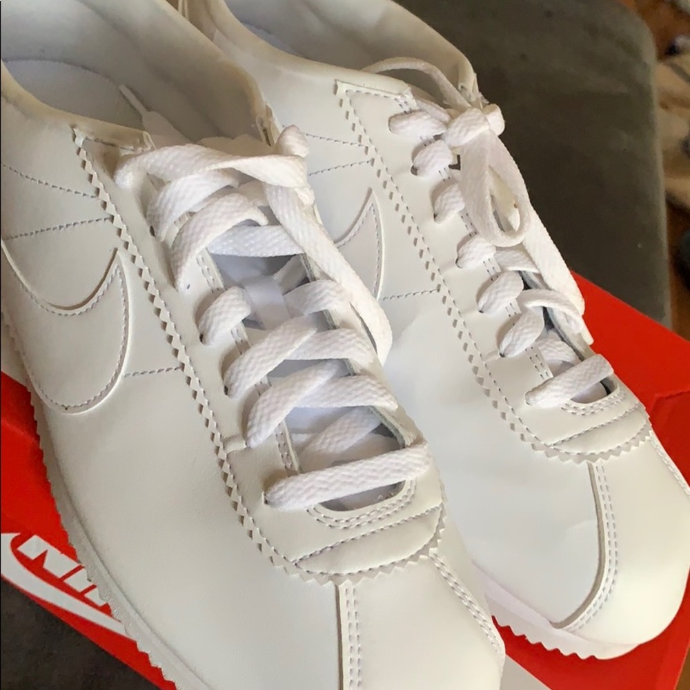Nike Cortez Leather. Womens Size 11